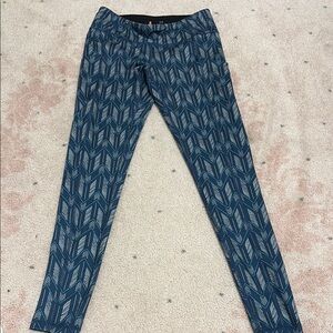 Lucy Blue Geometric Leggings Athletic-Inspired Design